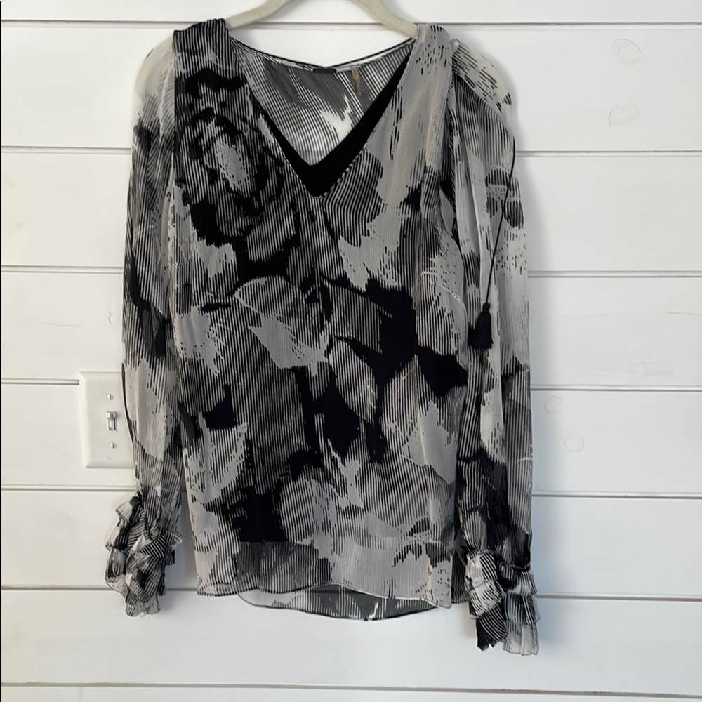 Elegant Black and Gray Women's Top